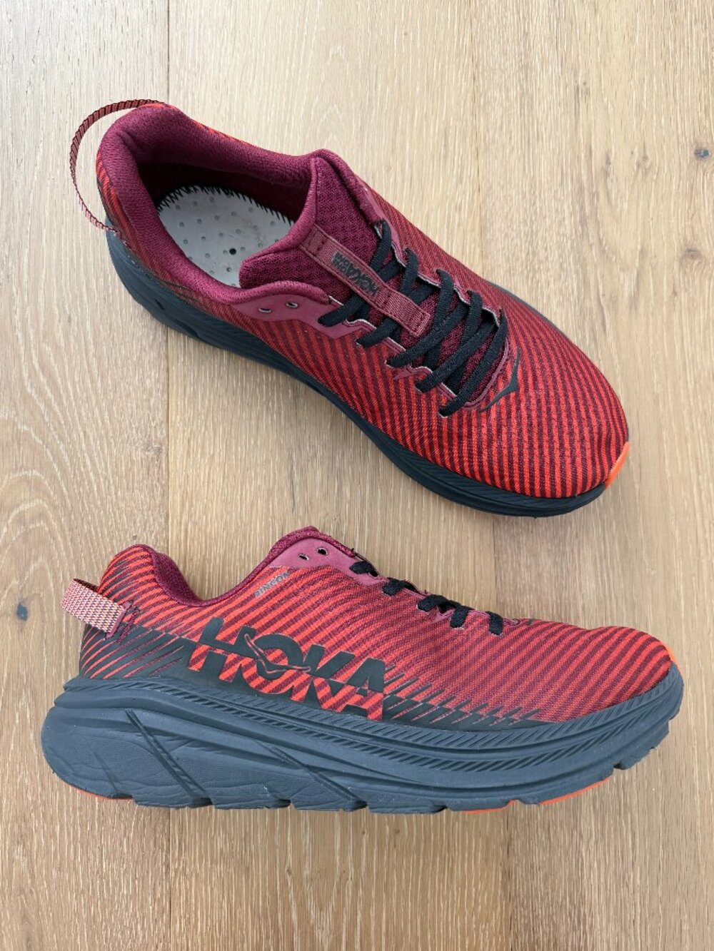 Hoka One Running Shoes Men 11 Rincon 2 Cardovan Black Maroon Red 1110514 CAHR